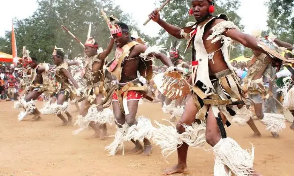 Dança contemporânea em Moçambique: tradição e inovação em diálogo