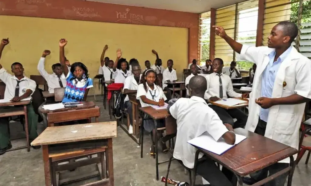 Reforma curricular transforma o ensino básico em Moçambique