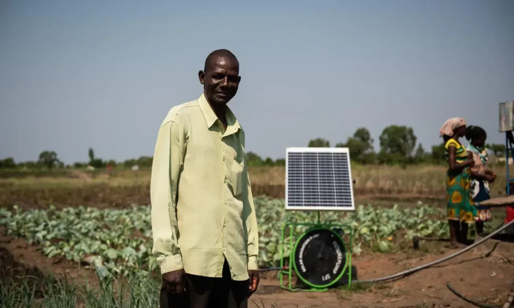 Energia solar alimenta centros tecnológicos em zonas sem electricidade