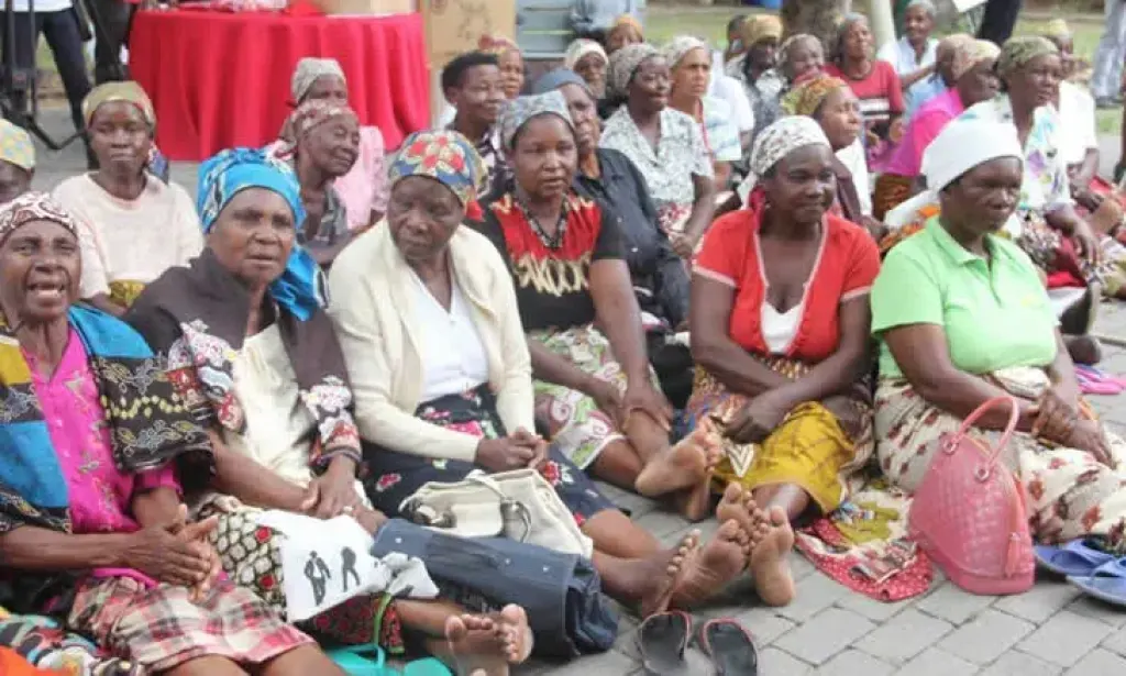 Idosos em Moçambique: respeito pela sabedoria das gerações mais velhas