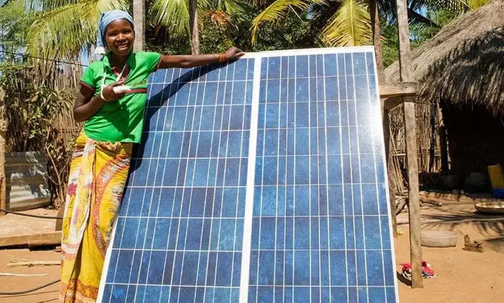 Energia solar: o futuro da electrificação rural em Moçambique